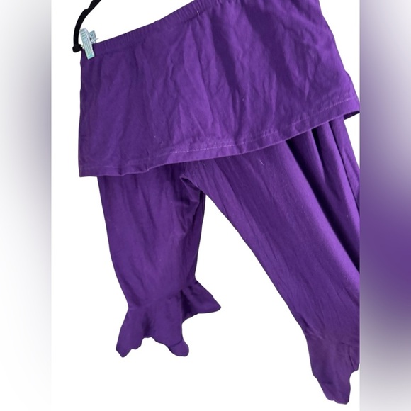 Dervish sassy Capri ruffle pantaloon with attached skirt XL eggplant - Picture 3 of 4